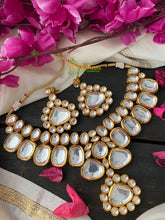 Royal Kundan Choker with Pendant -G2713